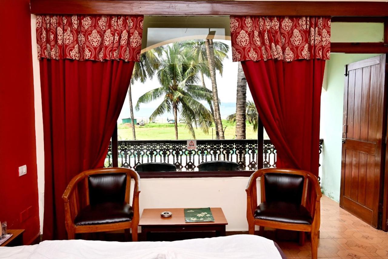 Swimsea Beach Resort, A Beach Property パナジ エクステリア 写真